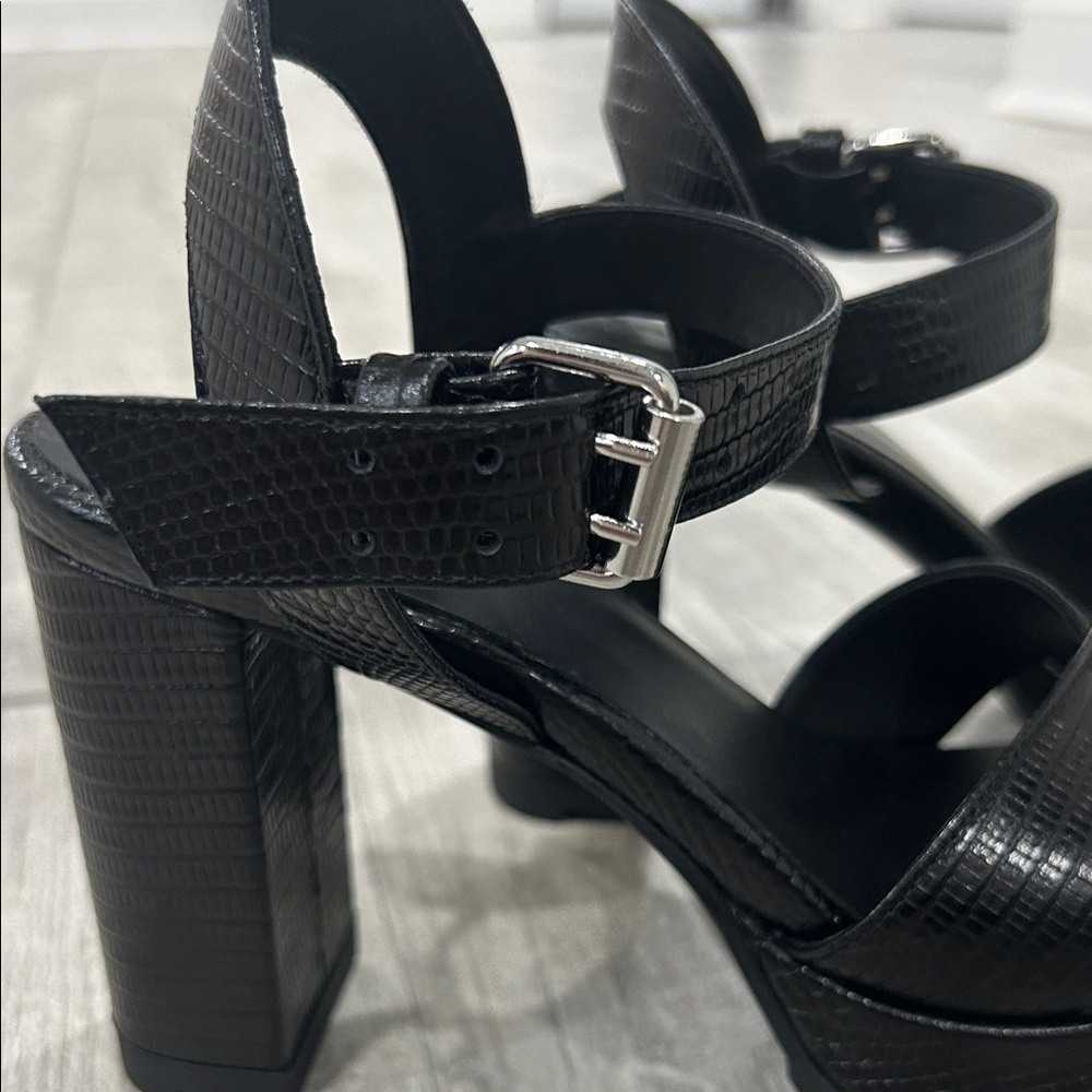 NWOT- The Kooples Black Lizard Effect Embossed Leather Heels - Picture 3 of 7